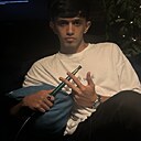 Джони, 24 года