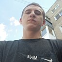 Денис, 22 года