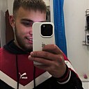 Alexander, 22 года