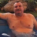 Валера, 62 года