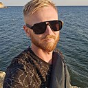 Leo, 34 года