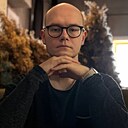 Роман, 25 лет