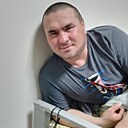 Икром, 35 лет