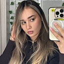 Мадина, 22 года