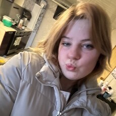 Фотография девушки Виктория, 18 лет из г. Гатчина