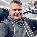 Сладкий И Гадкий, 44 года