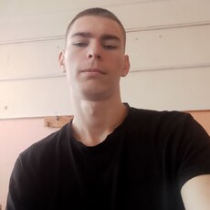 Фотография мужчины Евгений, 19 лет из г. Россошь