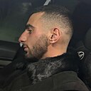 Манук, 22 года