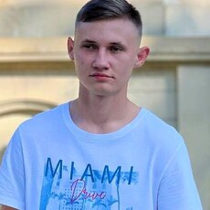 Фотография мужчины Геннадий, 21 год из г. Владивосток