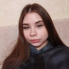 Фотография девушки Алина, 24 года из г. Санкт-Петербург