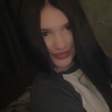 Фотография девушки Алина, 18 лет из г. Кемерово