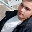 Максим, 22 года