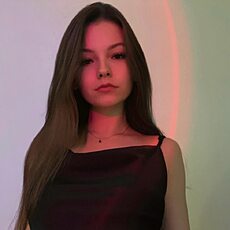 Фотография девушки Александра, 20 лет из г. Санкт-Петербург
