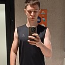 Роман, 21 год