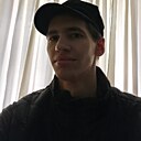 Максим, 23 года