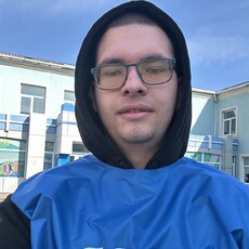 Фотография мужчины Кирилл, 18 лет из г. Владивосток