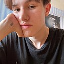 Денис, 22 года