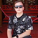 Максим, 24 года