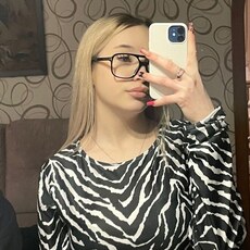 Фотография девушки Настя, 18 лет из г. Екатеринбург