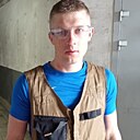 Денис, 33 года