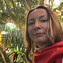 Же Ня, 45 лет
