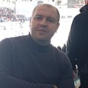 Максим, 42 года