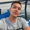 Максим, 22 года