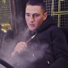 Фотография мужчины Vitalik, 24 года из г. Санкт-Петербург