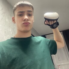 Фотография мужчины Сеня, 18 лет из г. Иркутск