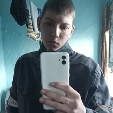 Фотография мужчины Aleksandr, 18 лет из г. Могоча