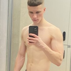 Фотография мужчины Данил, 21 год из г. Санкт-Петербург