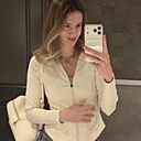 Влада, 32 года