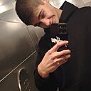 Макс, 22 года