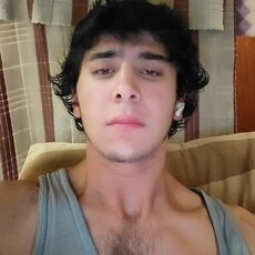 Фотография мужчины Husan, 20 лет из г. Сергиев Посад