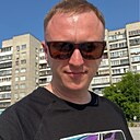 Макс, 33 года