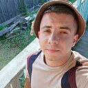 Максим, 25 лет