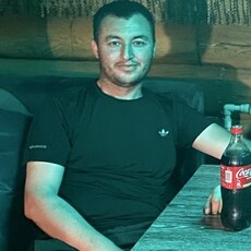 Фотография мужчины Kamil, 30 лет из г. Монды