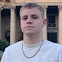 Денис, 24 года