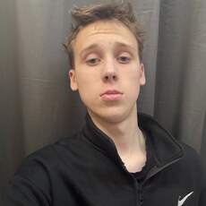 Фотография мужчины Дмитрий, 19 лет из г. Нижнекамск