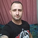 Виктор, 33 года