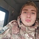 Максим, 22 года