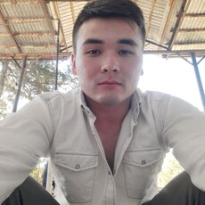 Фотография мужчины Мирзабек, 24 года из г. Ташкент