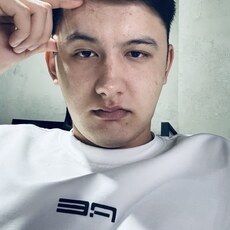 Фотография мужчины Oybek, 23 года из г. Ташкент