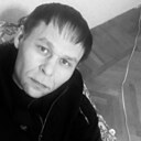 Ден, 42 года