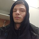 Артём, 24 года