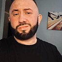 Макс, 33 года