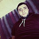 Бобур, 32 года