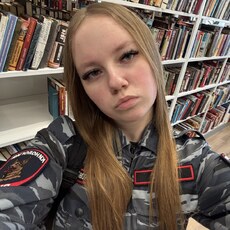 Фотография девушки Poli, 18 лет из г. Вологда