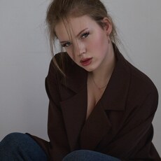 Фотография девушки Elizaveta, 20 лет из г. Омск