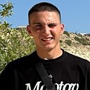 Владислав, 19 лет